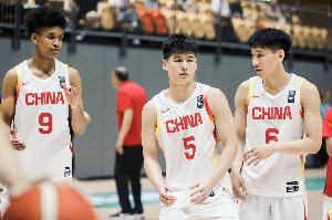 探长：陈家政不是全队天赋最高但却是最稳的球员 在CBA也有即战力